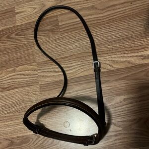 Bobby’s Horse Size Plain Raised Caveson